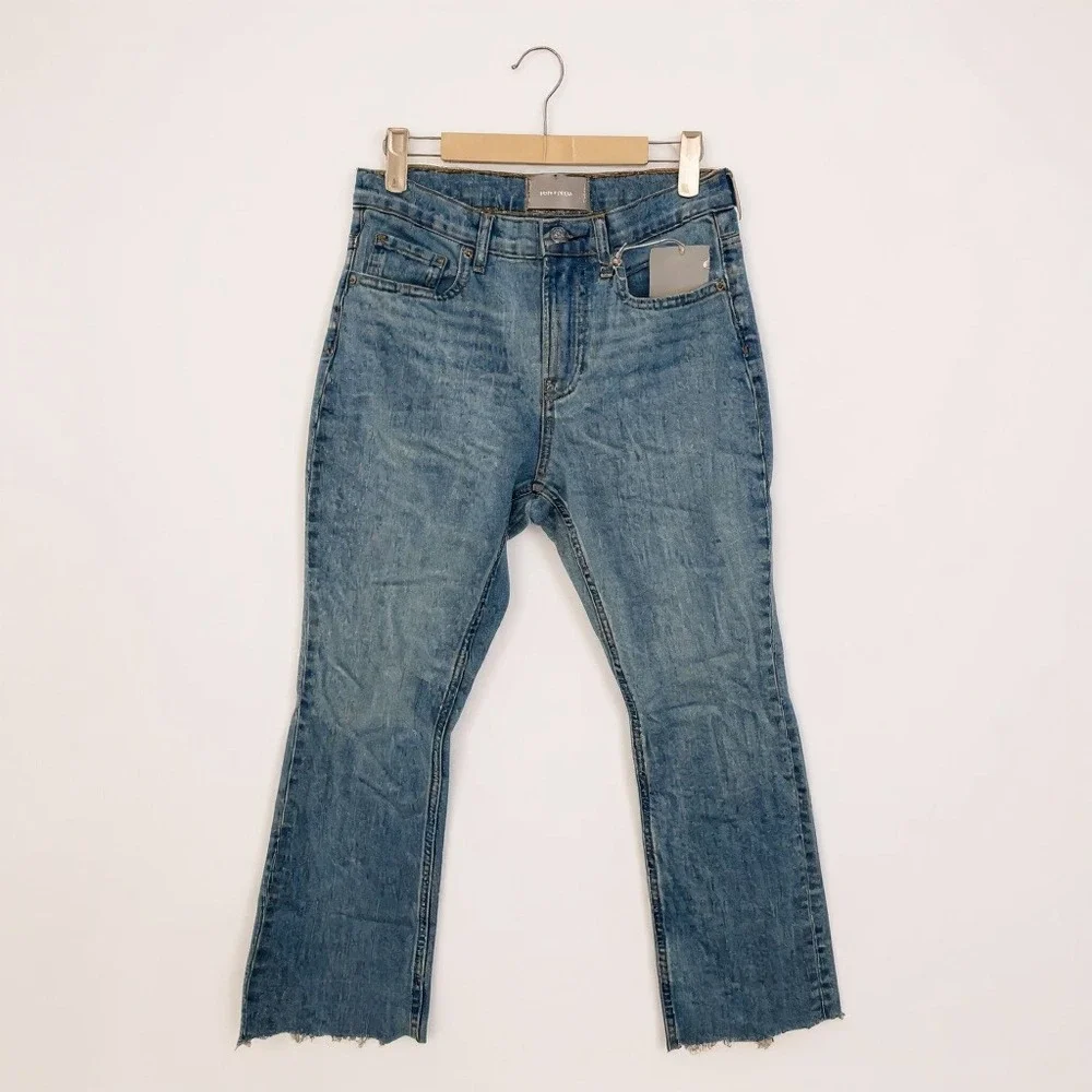 Everlane Kick Flare Jeans Boho‎ Light Wash Blue Raw Hem Size 27 Regular NWT